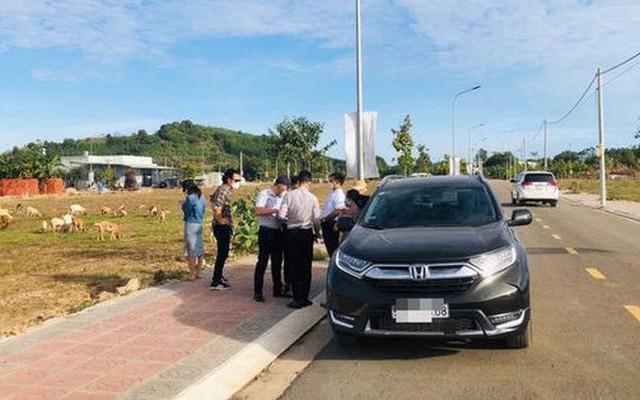 Tác động của việc bỏ‌ khung giá đất đến thị trường bất ⁢động sản và giải phóng mặt⁢ bằng